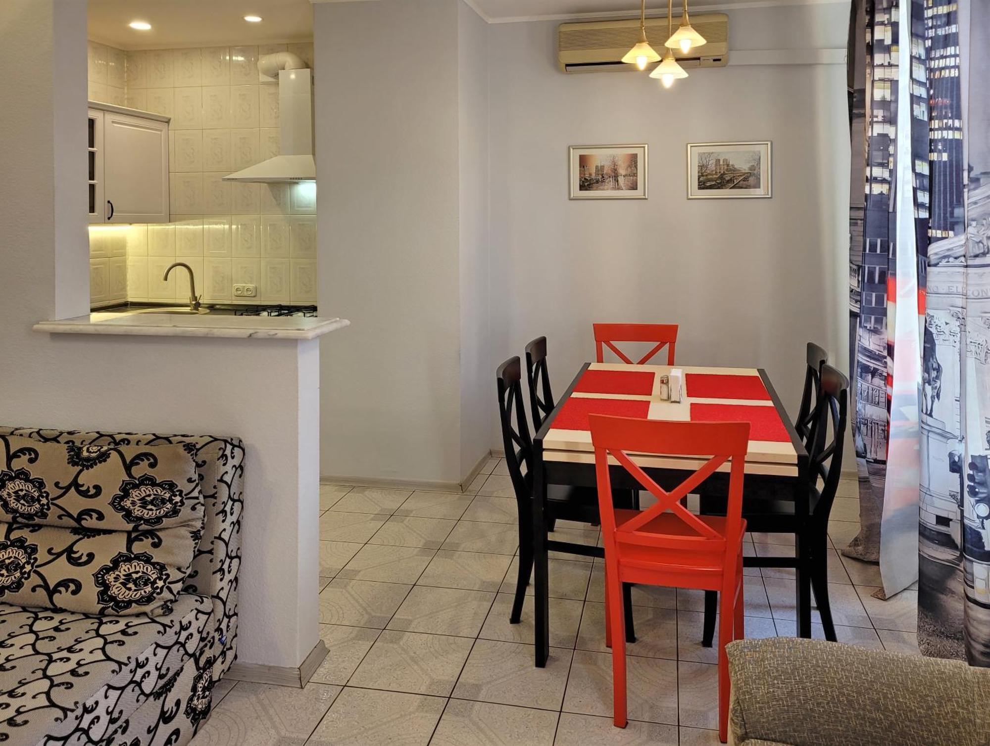 Home Hotel Apartments On Khreshchatyk Area キエフ エクステリア 写真