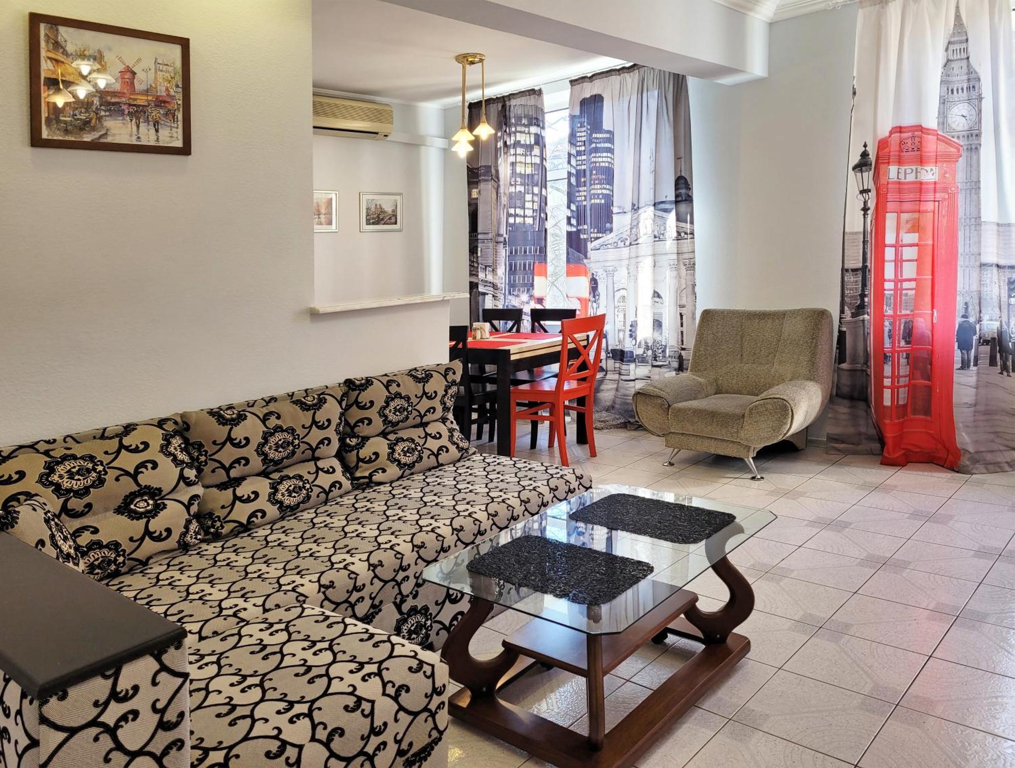 Home Hotel Apartments On Khreshchatyk Area キエフ エクステリア 写真